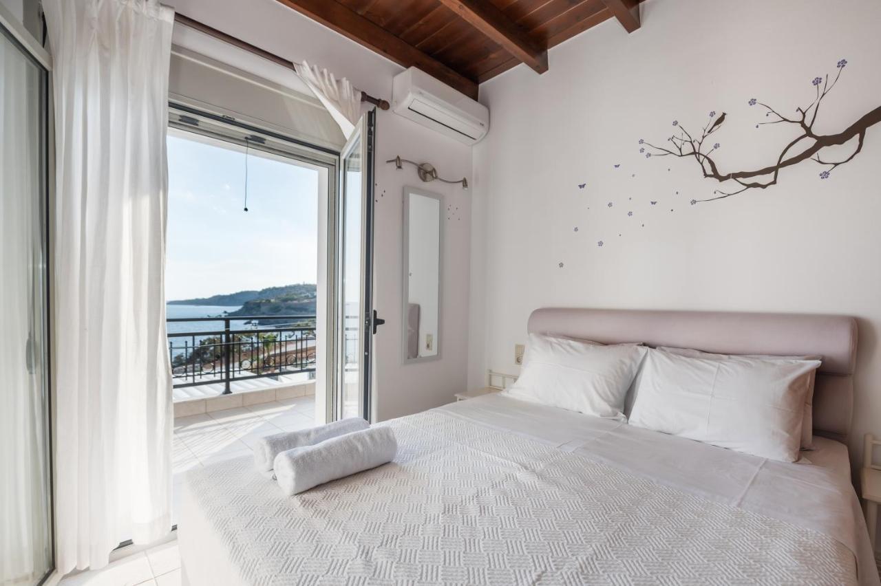 Achlia Beach Villa Exteriör bild