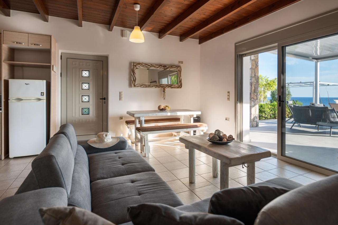 Achlia Beach Villa Exteriör bild