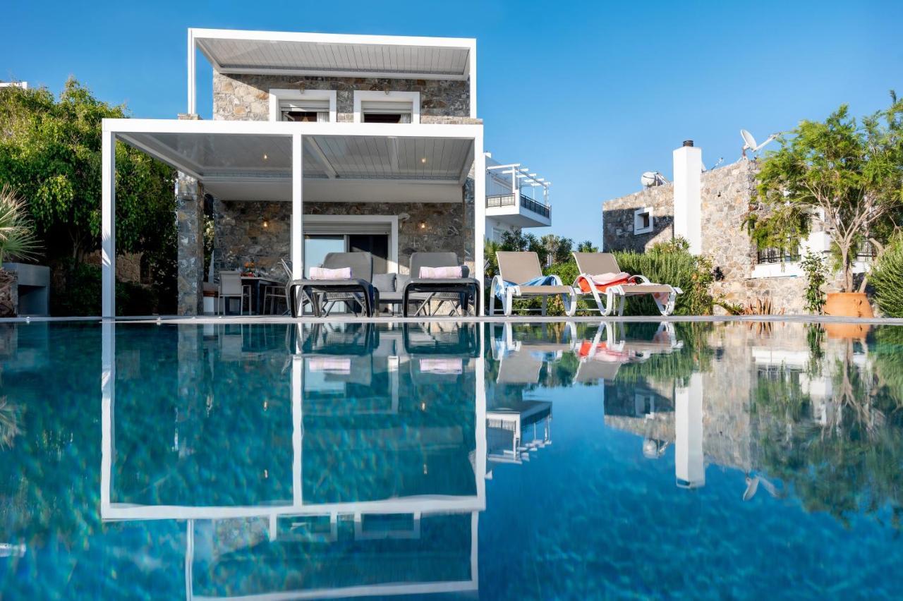 Achlia Beach Villa Exteriör bild
